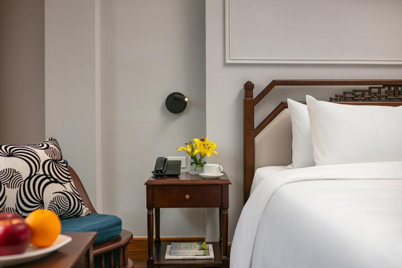 Salute Premium Hotel & Spa Hanoi Buitenkant foto