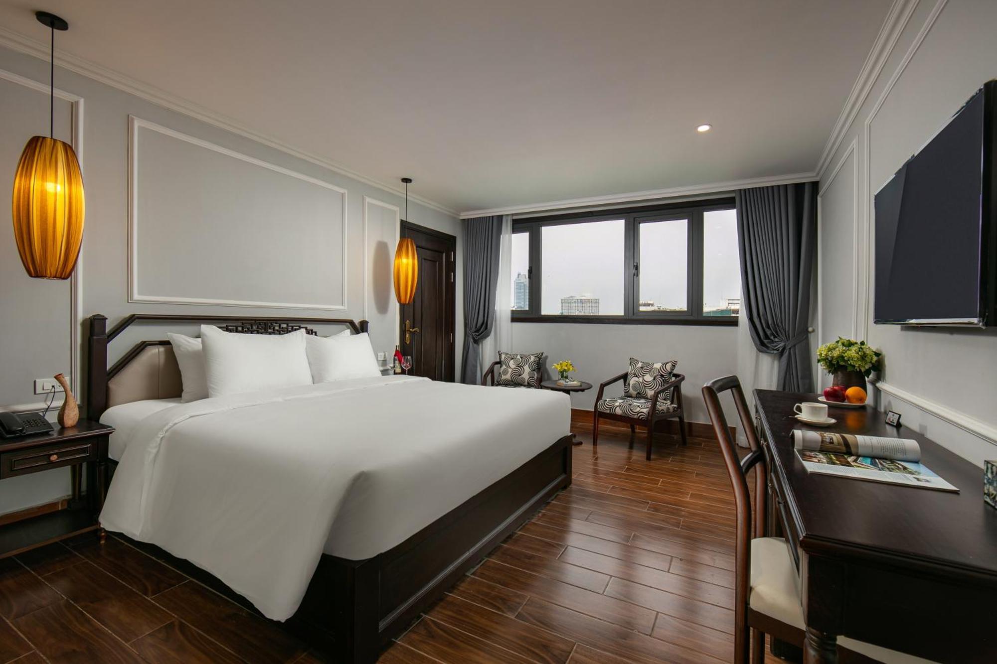 Salute Premium Hotel & Spa Hanoi Buitenkant foto