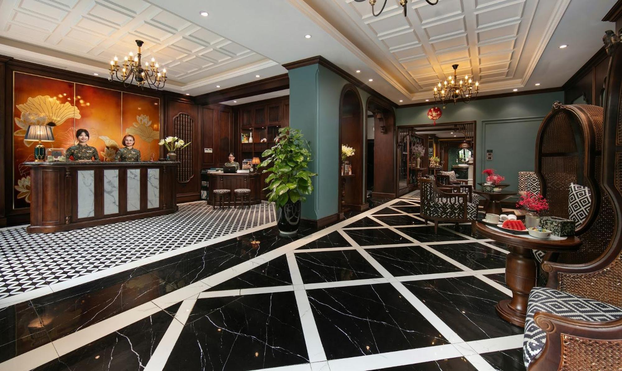 Salute Premium Hotel & Spa Hanoi Buitenkant foto