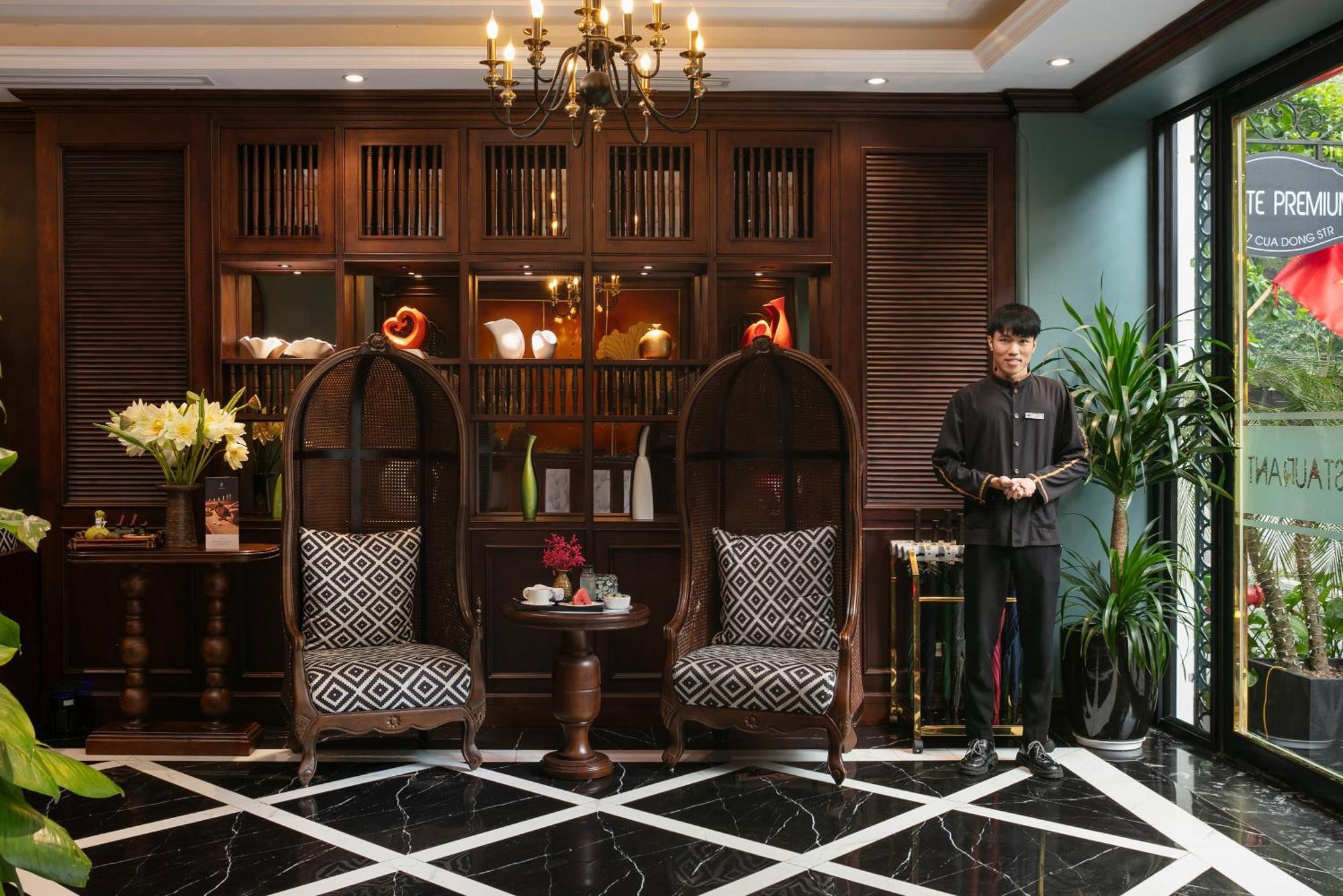 Salute Premium Hotel & Spa Hanoi Buitenkant foto